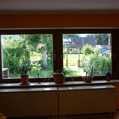 Kuenstlerhaus Im Gruenen * 오버아머가우