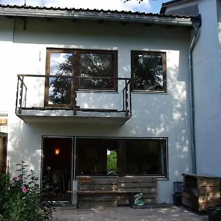 Kuenstlerhaus Im Gruenen 펜션 오버아머가우